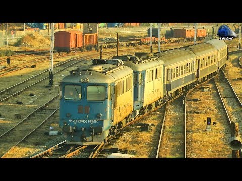 060-DA 60-0695-6 & 60-0881-7 & R4337 Oradea-Halmeu in Gara Oradea Station - 12 November 2018
