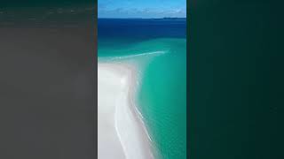 Whitehaven Beach is unreal 😍 #australia #travel #queensland #whitehavenbeach #whitsundayislands