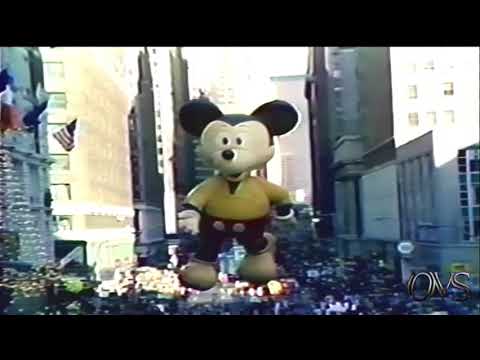 1976 Macy's Thanksgiving Day Parade: Mickey Mouse