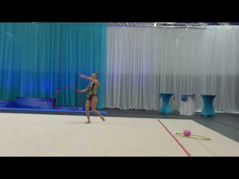 Liisa Leontine Lill EST hoop Winter Princess 2019