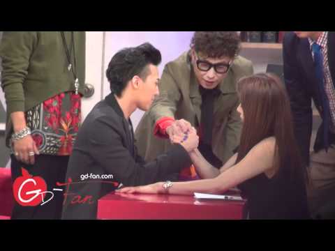 120407 goshow GD Arm Wrestling