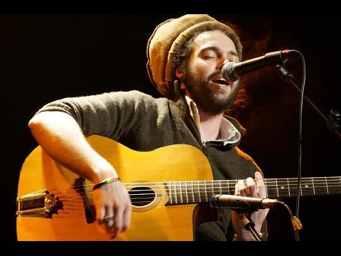 King Nayah freestyle en hommage aux otages victimes du terrorisme