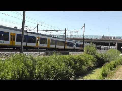 2430 @2450 passeren Barendrecht, 18-7-2013