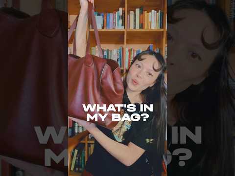 what’s in my bag 01