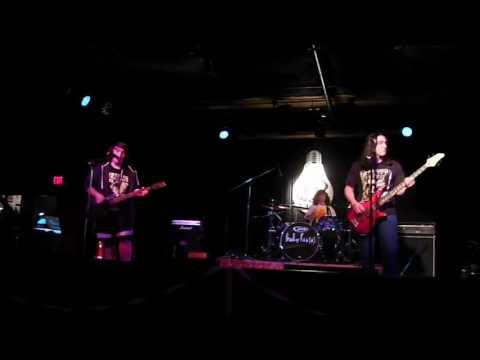 Breathing Kansas 'Times Like These' (Foo Fighters) @ 40 Watt Club 2 9 13 AthensRockShow com