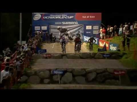 FOUR CROSS (News-Cut) UCI MTB WORLD CUP VAL DI SOLE 2011