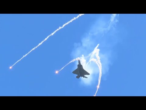 USAF F-22 Raptor Pedal Turn w/ flares