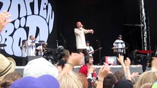 Kapten Röd - Blommor Vid Oscarsleden Peace and love 2011