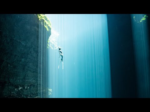 Freediving Australia's Secret Sinkholes!