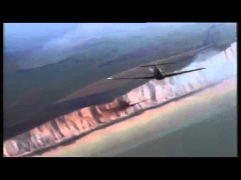 DOGFIGHT / Spitfire vs Messerschmitt / defending England