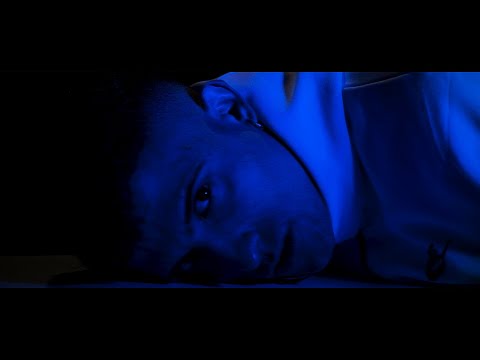 AKRAN - HILO ROJO FT.MIKV [CADENA PERPETUA]