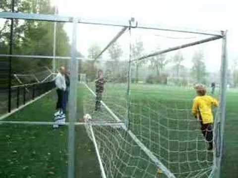 Firo scoort Eemnes E1 - NVC E5 7-0