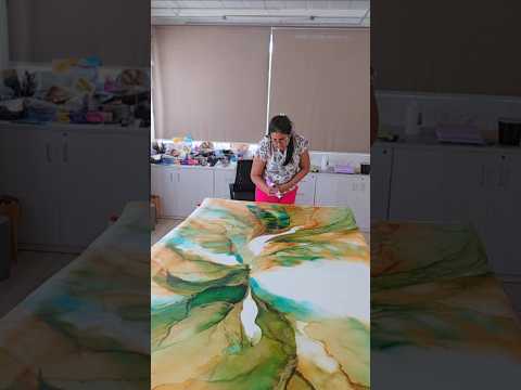 Painting with alcohol inks on Canvas. 4.5*8.5 ft painting. #alcoholinks #alcoholinkartist