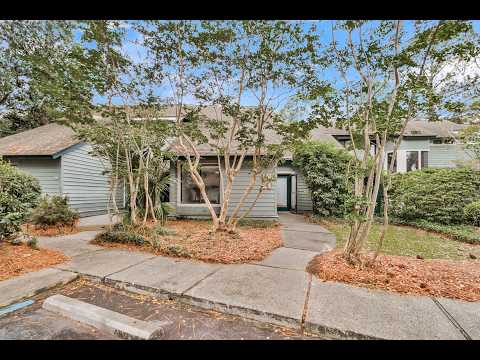 Refreshed 3BR/3BA Snee Farm Lakes Rental with Screened Porch & Water Views property video