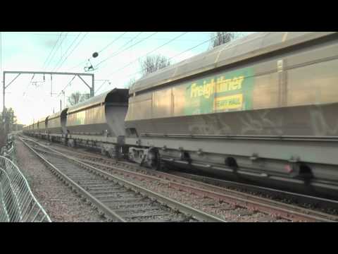 70004 on 6F02, 12:07, Ellesmere Port Manisty Wharf - Fiddlers Ferry Power Station