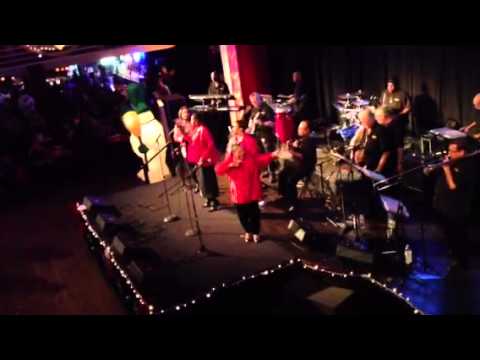 "I Will Survive" Fabulous Motown Revue 2012