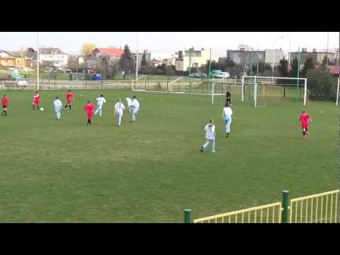 EKS Kolektyw Radwanice - Lider Borów 14.04.2012 Młodziki Part 12