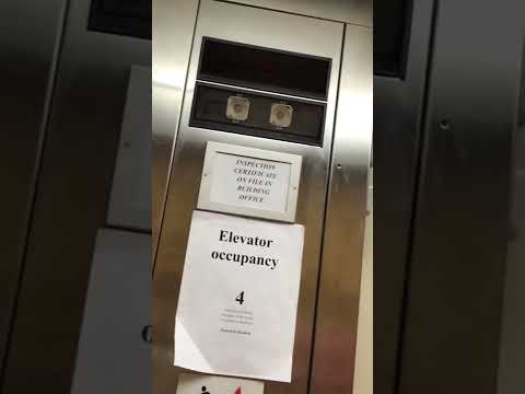 Dover Hydraulic Elevator at Baymont Inn & Suites By Wyndham Piqua, OH