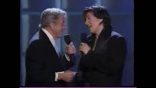 Tony Bennett - Moonglow -  with K.  D.  Lang