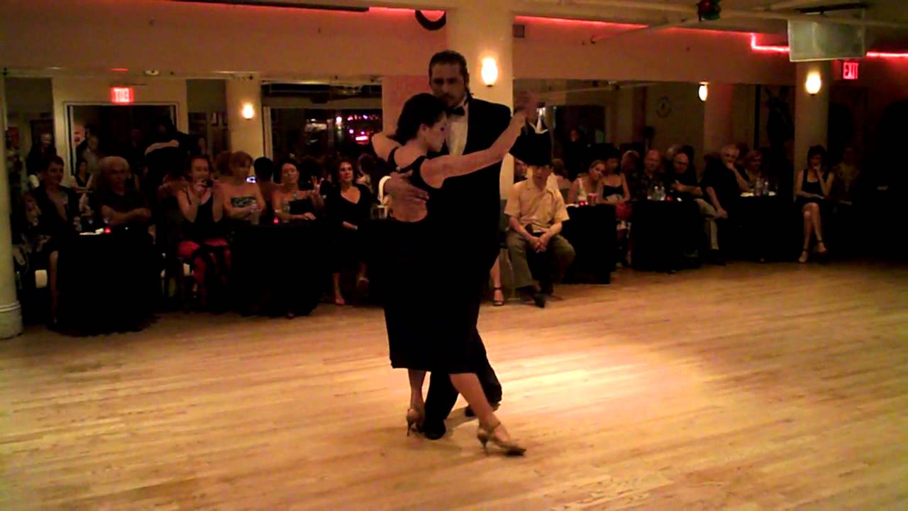 Veronica Palacios & Omar Quiroga: Argentine Tango @ Amarra's (1 of 3)