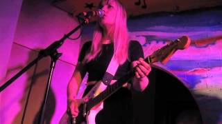 September Girls - Love No One (Live @ The Shacklewell Arms, London, 01/08/15)