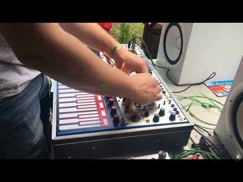 painting on Buchla Music Easel at superbooth 2023