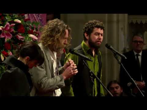 Imelda May, Liam Ó Maonlaí & Declan O'Rourke perform at the funeral of Shane MacGowan