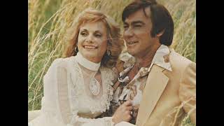 Jim Ed Brown &amp; Helen Cornelius &quot;Room Without A Door&quot;