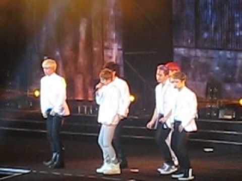120811 BEAST - Fiction macau演唱會