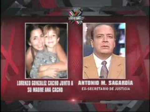 SuperXclusivo 5/14/10 - La Comay discute la portada del periódico 1/3