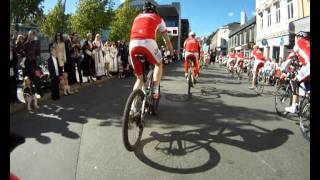 preview picture of video 'Arendal cycleclub i Borgertoget 17.mai 2011'