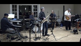 Polarized Guru playing Jeff Lorber&#39;s Water Sign