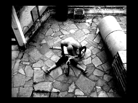 Vitruvian Bike Trick 24-09-2010 (Created by Oliver Rege).mp4