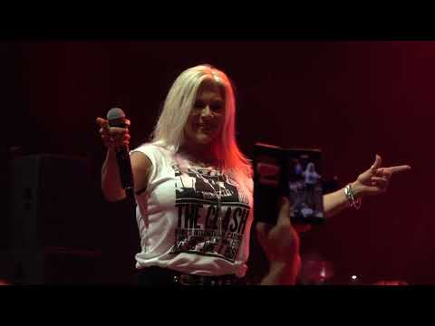 Samantha Fox - Messehalle Dornbirn - 08.09.2023 - Touch Me - LIVE !!!