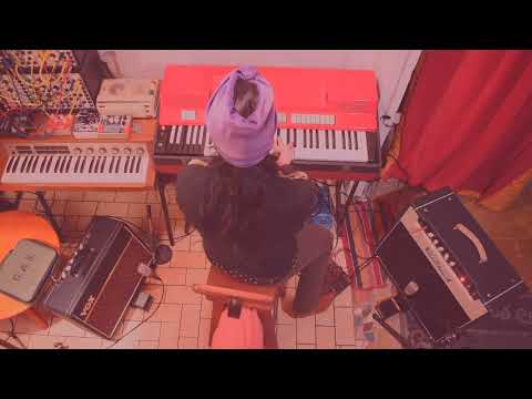 Improvisación Farfisa Compact/Korg G4 Rotary Speaker/Guerrila K77.