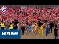 Nieuwjaarsduik 2019: Duizenden rennen naar de zee - OMROEP WEST