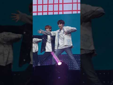 190526 VERIVERY Hoyoung - From now @Hallyu Pop Fest 2019