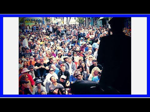 download lagu mp3 mp4 Drag Queen Bingo San Francisco, download lagu Drag Queen Bingo San Francisco gratis, unduh video klip Drag Queen Bingo San Francisco