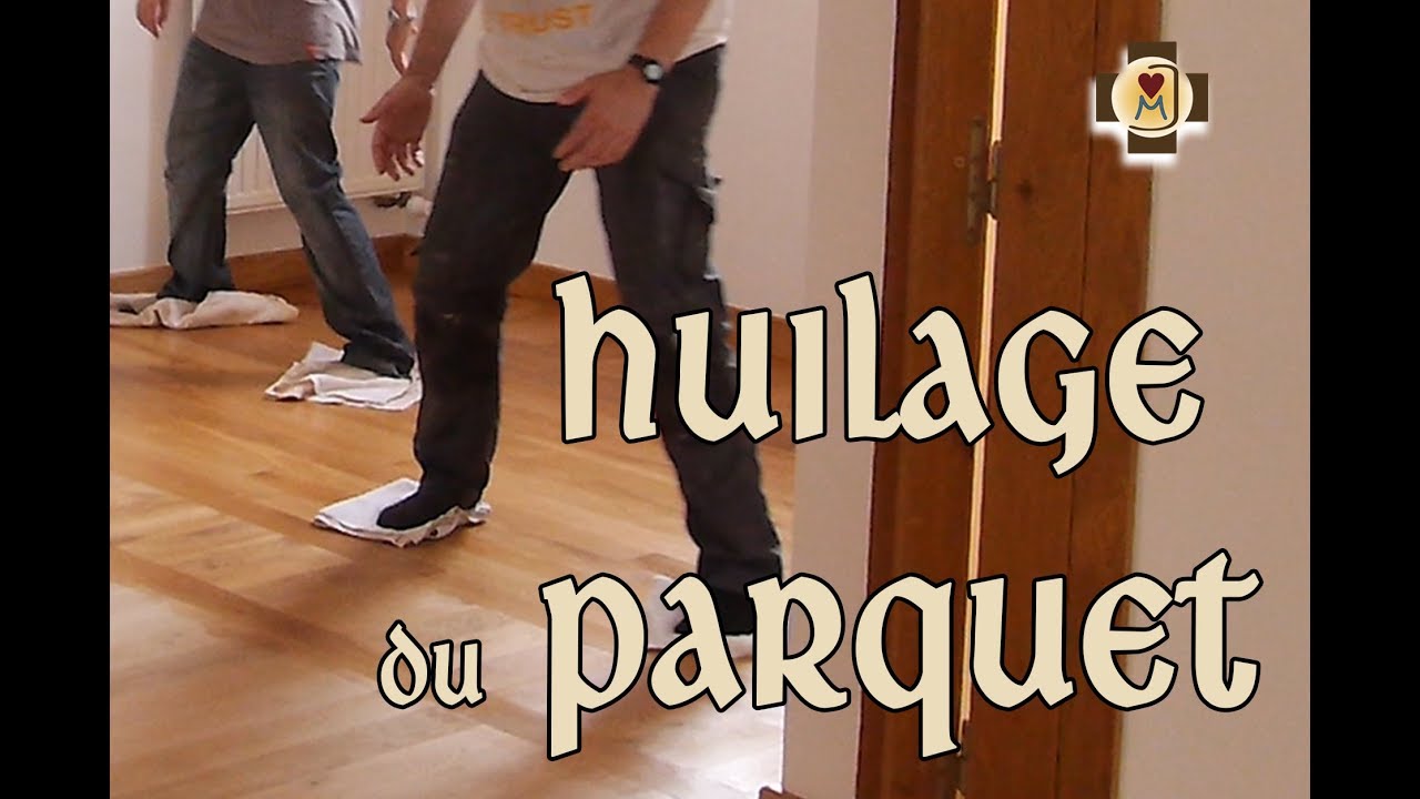 Monastère Saint-Joseph : le huilage du parquet