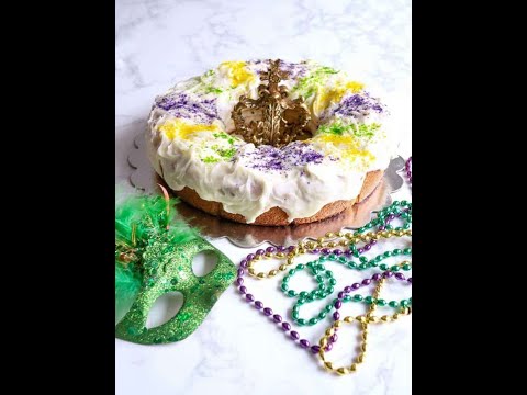 How to Make King Cakes in Your Deli – Step-by-Step Guide!