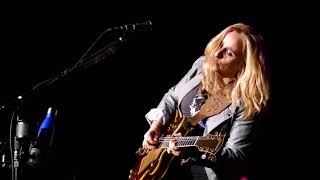 Melissa Etheridge - O Holy Night &amp; O Night Divine - 12/3/17 - Flynn Center