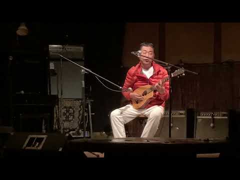 Chuck Berry's Johnny B. Goode with just the guitar and singing.Jhonny B Good－世呂（せろ）2024.3.25