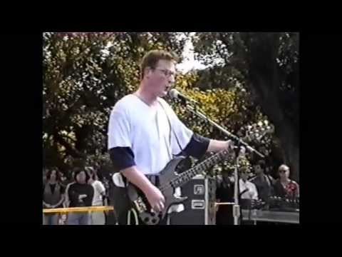 Kitchens of Distinction- Drive that Fast (live @The Civic Center 1992)