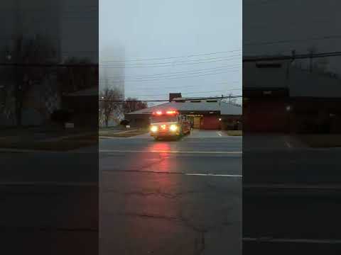 Fairfax County Fire And Rescue | Truck 429 & EMS Supervisor 401 Responding