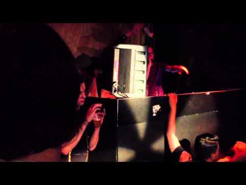 GS + MC Yorick @ Neder's Bday Club Seven - SITDOWN