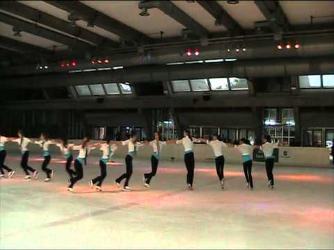 25 - The 60's On Ice -Shining Blades  cat Senior 20110610205511.mpg