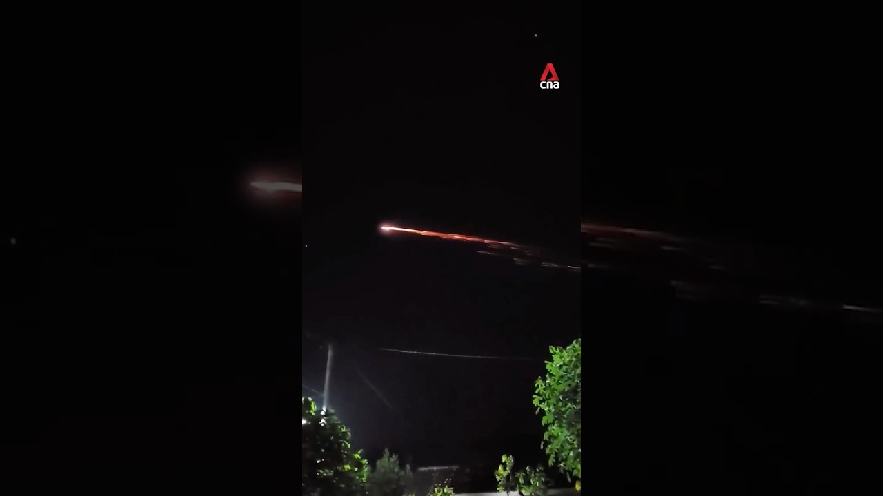 Πανικός στην Ινδονησία -Διαστημικό σκουπίδι έπεσε φλεγόμενο από τον ουρανό [βίντεο]