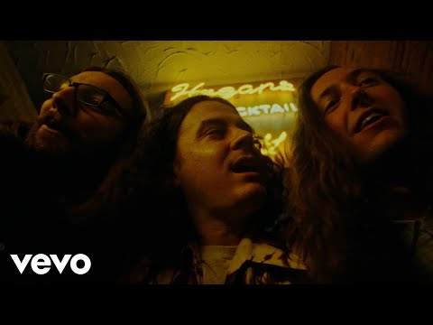 Peach Pit - Give Up Baby Go (Official Video)
