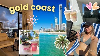 GOLD COAST VLOG | Broadbeach | Burleigh Heads | Accommodation | Qube Apartment T