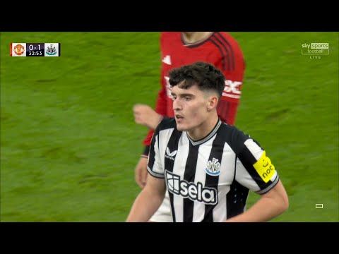 Tino Livramento vs Manchester United (Carabao Cup 23/24)